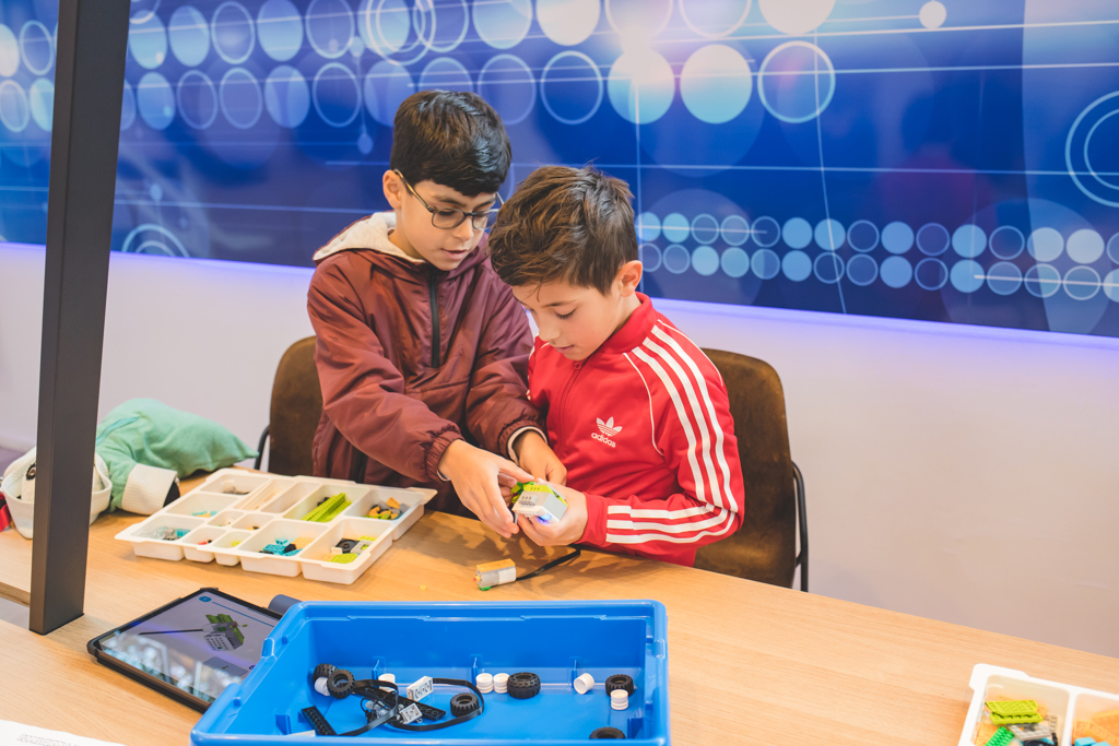 tmh-13-11-32.jpg tmh-13-11-32.jpg